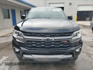 2021 Chevrolet Colorado 4WD Z71 z VIN 1GCGTDEN8M1245226, wystawiony jako Copart lot #56675715 z przebiegiem 33 127 mil mil oraz Szkoda całkowita • Salvage title. Historia ofert i sprzedaży dostępna na DreamBid. Obrazek 5.