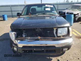 2000 Nissan Frontier XE z VIN 1N6ED26T3YC411827, wystawiony jako Copart lot #48612455 z przebiegiem 140 373 mil mil oraz Czysty tytuł • Clean title. Historia ofert i sprzedaży dostępna na DreamBid. Obrazek 5.