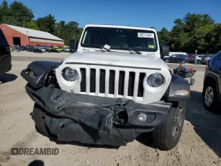 2022 Jeep Wrangler Unlimited High Tide with VIN 1C4HJXDG9NW132131, listed as a Copart auction lot 69314354 with 33,711 mi miles and Salvage Title. Bid and sale history available at DreamBid. Image 5.
