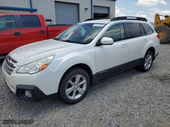 2014 Subaru Outback 2.5i Premium with VIN 4S4BRCDC1E3204487, listed as a Copart auction lot 61217004 with 0 mi miles and Salvage Title. Bid and sale history available at carsss.com. Image 1.