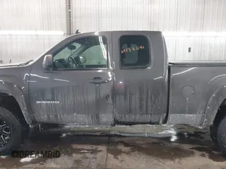 2011 GMC Sierra 1500 SLE z VIN 1GTR2VE32BZ158906, wystawiony jako IAAI lot #41538042 z przebiegiem 169 727 mil mil oraz . Historia ofert i sprzedaży dostępna na DreamBid. Obrazek 14.