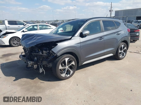 2017 Hyundai Tucson Sport z VIN KM8J33A25HU562988, wystawiony jako IAAI lot #41755874 z przebiegiem 112 000 mil mil oraz . Historia ofert i sprzedaży dostępna na DreamBid. Obrazek 2.