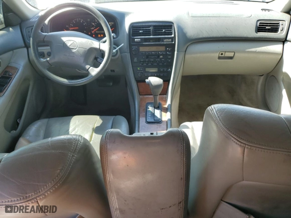 1997 Lexus ES 300 Luxury Sport Sdn with VIN JT8BF22G9V5002710, listed as a Copart auction lot 51385405 with 182,797 mi miles and Clean Title. Bid and sale history available at carsss.com. Image 8.