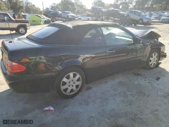 2000 Mercedes-Benz CLK-Class with VIN WDBLK65G7YT050936, listed as a Copart auction lot 41659725 with 225,521 mi miles and Salvage Title. Bid and sale history available at carsss.com. Image 3.