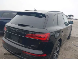 2025 Audi Q5 S line Premium Plus with VIN WA1EAAFY7S2024867, listed as a IAAI auction lot 41298225 with 316 mi miles and . Bid and sale history available at DreamBid. Image 4.