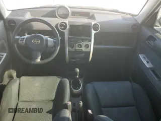 2006 Scion xB z VIN JTLKT334264097188, wystawiony jako Copart lot #57540745 z przebiegiem 190 794 mil mil oraz Szkoda całkowita • Salvage title. Historia ofert i sprzedaży dostępna na DreamBid. Obrazek 8.