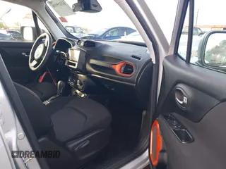 2018 Jeep Renegade Sport with VIN ZACCJBAB4JPH47649, listed as a IAAI auction lot 41615500 with 91,695 mi miles. Bid and sale history available at carsss.com. Image 5.