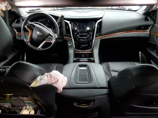 2020 Cadillac Escalade Luxury with VIN 1GYS4BKJ8LR202660, listed as a Copart auction lot 52859945 with 46,503 mi miles and Salvage title. Bid and sale history available at DreamBid. Image 8.