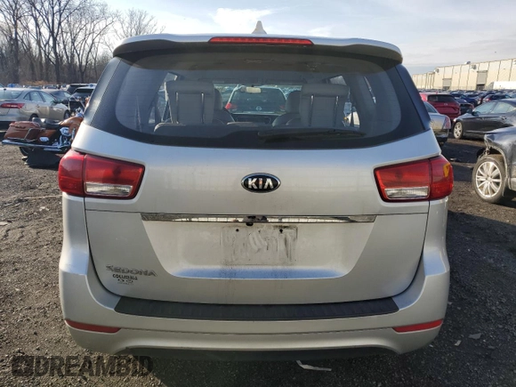 2018 Kia Sedona L with VIN KNDMA5C14J6400724, listed as a Copart auction lot 85656474 with 162,122 mi miles and Clean Title. Bid and sale history available at carsss.com. Image 6.