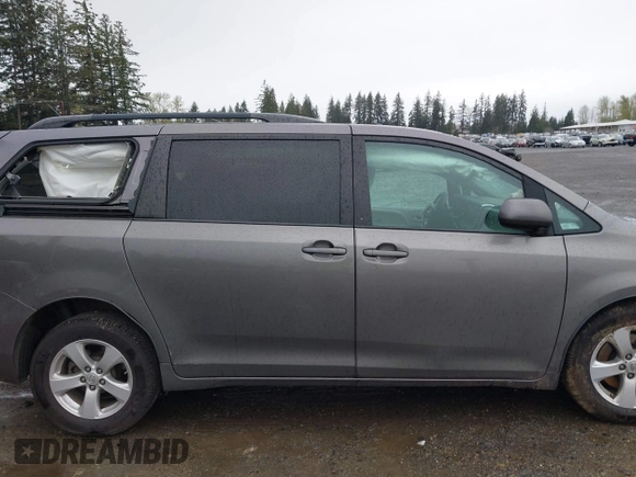 2015 Toyota Sienna LE AAS with VIN 5TDKK3DC3FS635681, listed as a IAAI auction lot 41988400 with 122,669 mi miles and . Bid and sale history available at DreamBid. Image 12.