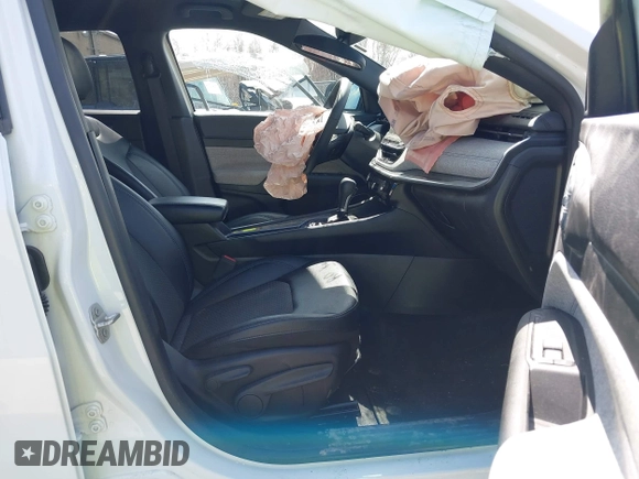 2024 Jeep Compass Latitude with VIN 3C4NJDBN5RT109413, listed as a IAAI auction lot 41987069 with 19,118 mi miles and . Bid and sale history available at DreamBid. Image 5.