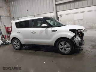 2015 Kia Soul ! with VIN KNDJX3A53F7184832, listed as a IAAI auction lot 42042994 with 72,216 mi miles. Bid and sale history available at carsss.com. Image 14.