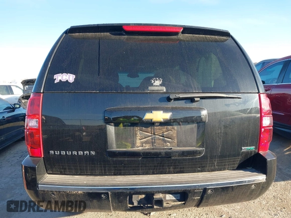 2012 Chevrolet Suburban LTZ with VIN 1GNSKKE75CR133445, listed as a IAAI auction lot 41590306 with 203,592 mi miles. Bid and sale history available at carsss.com. Image 14.