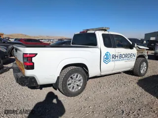 2022 Nissan Frontier S with VIN 1N6ED1CL1NN658438, listed as a Copart auction lot 88987045 with 45,704 mi miles and Salvage Title. Bid and sale history available at carsss.com. Image 3.