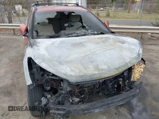 2014 Hyundai Santa Fe Sport with VIN 5XYZU3LB7EG175356, listed as a IAAI auction lot 41790664 with 1 mi miles. Bid and sale history available at carsss.com. Image 6.