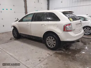 2008 Ford Edge Limited with VIN 2FMDK49C08BB49370, listed as a IAAI auction lot 41539489 with 267,722 mi miles. Bid and sale history available at carsss.com. Image 3.