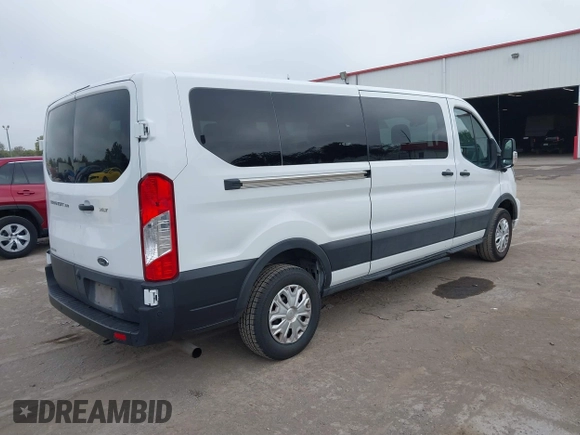2023 Ford Transit Passenger XL with VIN 1FBAX2YG0PKA93666, listed as a IAAI auction lot 41493225 with 44,092 mi miles and . Bid and sale history available at DreamBid. Image 4.