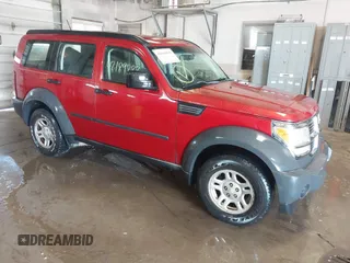 2008 Dodge Nitro SXT z VIN 1D8GT28K18W262482, wystawiony jako IAAI lot #42189888 z przebiegiem 193 047 mil mil oraz . Historia ofert i sprzedaży dostępna na DreamBid. Obrazek 1.
