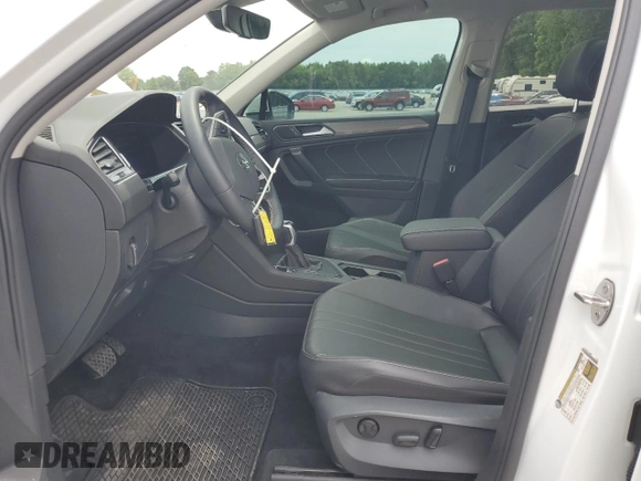 2023 Volkswagen Tiguan SE with VIN 3VVNB7AX9PM029204, listed as a Copart auction lot 58340285 with 13,693 mi miles and Salvage title. Bid and sale history available at DreamBid. Image 7.