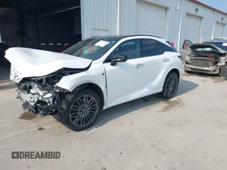 2023 Lexus RX 500h F Sport Performance z VIN 2T2BCMEA2PC001025, wystawiony jako IAAI lot #42477242 z przebiegiem 21 722 mil mil oraz . Historia ofert i sprzedaży dostępna na DreamBid. Obrazek 18.