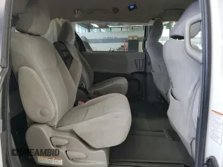 2016 Toyota Sienna LE AAS z VIN 5TDKK3DCXGS713844, wystawiony jako Copart lot #63814045 z przebiegiem 197 484 mil mil oraz Czysty tytuł • Clean title. Historia ofert i sprzedaży dostępna na DreamBid. Obrazek 11.