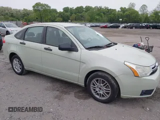 2011 Ford Focus SE with VIN 1FAHP3FN3BW115555, listed as a IAAI auction lot 42193127 with 110,045 mi miles. Bid and sale history available at carsss.com. Image 1.