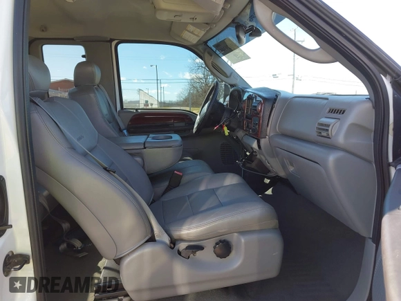 2005 Ford F-250 XL with VIN 1FTSX21P55EC76972, listed as a IAAI auction lot 41620344 with 193,624 mi miles and . Bid and sale history available at DreamBid. Image 5.