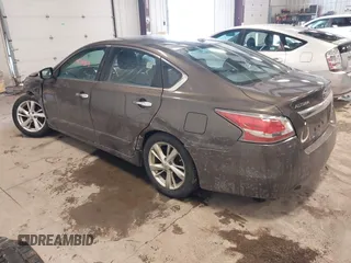 2014 Nissan Altima S with VIN 1N4AL3AP1EC180237, listed as a IAAI auction lot 41636869 with 137,952 mi miles and . Bid and sale history available at DreamBid. Image 3.