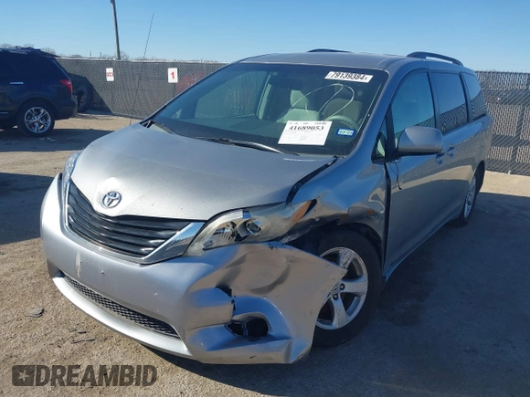 2011 Toyota Sienna LE AAS with VIN 5TDKK3DCXBS143921, listed as a IAAI auction lot 41689053 with 199,854 mi miles. Bid and sale history available at carsss.com. Image 6.