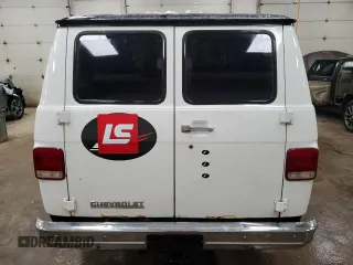1989 Chevrolet Chevy Van z VIN 1GCEG25HXK7137386, wystawiony jako Copart lot #85850684 z przebiegiem Nie podano mil oraz Czysty tytuł • Clean title. Historia ofert i sprzedaży dostępna na DreamBid. Obrazek 6.