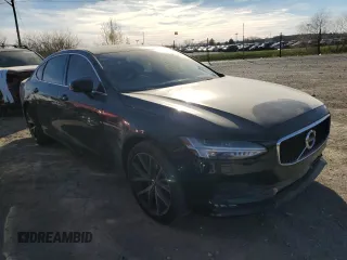 2018 Volvo S90 Momentum z VIN LVY992MK7JP005525, wystawiony jako Copart lot #65523112 z przebiegiem 57 072 mil mil oraz . Historia ofert i sprzedaży dostępna na DreamBid. Obrazek 1.