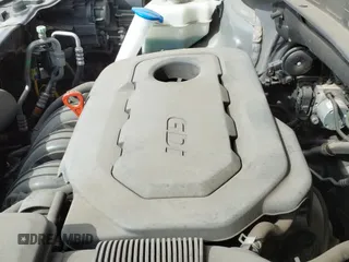 2018 Hyundai Santa Fe 2.4L with VIN 5NMZU3LB0JH053275, listed as a IAAI auction lot 43396440 with 82,932 mi miles and . Bid and sale history available at DreamBid. Image 20.