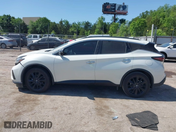 2022 Nissan Murano SV z VIN 5N1AZ2BJ5NC127825, wystawiony jako IAAI lot #42236711 z przebiegiem 65 183 mil mil oraz . Historia ofert i sprzedaży dostępna na DreamBid. Obrazek 14.