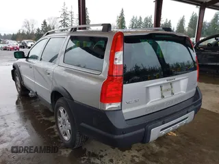 2006 Volvo XC70 with VIN YV4SZ592X61210458, listed as a IAAI auction lot 41663456 with 179,475 mi miles. Bid and sale history available at carsss.com. Image 3.