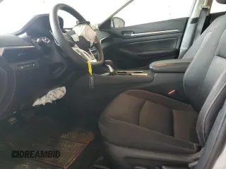 2022 Nissan Altima SV z VIN 1N4BL4DVXNN371034, wystawiony jako Copart lot #55685385 z przebiegiem 45 494 mil mil oraz Szkoda całkowita • Salvage title. Historia ofert i sprzedaży dostępna na DreamBid. Obrazek 7.