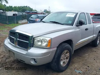 2005 Dodge Dakota SLT с VIN 1D7HW42N85S163868, выставлен на аукционе IAAI как лот 42474804 с пробегом 92 299 миль миль и . История ставок и продаж доступна на DreamBid. Изображение 6.