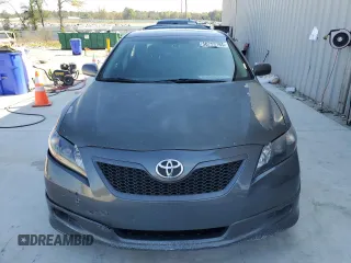 2008 Toyota Camry LE z VIN 4T1BK46K58U061525, wystawiony jako Copart lot #50753765 z przebiegiem 177 688 mil mil oraz Szkoda całkowita • Salvage title. Historia ofert i sprzedaży dostępna na DreamBid. Obrazek 5.