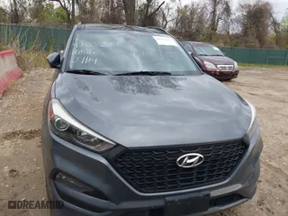 2016 Hyundai Tucson Limited with VIN KM8J3CA27GU088248, listed as a IAAI auction lot 42033882 with 102,112 mi miles. Bid and sale history available at carsss.com. Image 12.