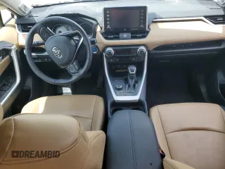 2021 Toyota RAV4 Hybrid LE z VIN 4T3B6RFV2MU051287, wystawiony jako Copart lot #58746095 z przebiegiem 55 017 mil mil oraz Szkoda całkowita • Salvage title. Historia ofert i sprzedaży dostępna na DreamBid. Obrazek 8.