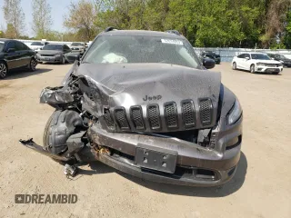 2017 Jeep Cherokee Sport z VIN 1C4PJMAB9HW579047, wystawiony jako Copart lot #52634653 z przebiegiem 64 950 mil mil oraz Szkoda całkowita • Salvage title. Historia ofert i sprzedaży dostępna na DreamBid. Obrazek 5.