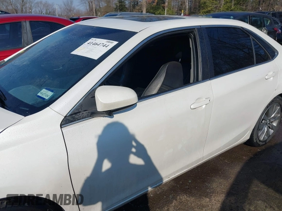 2016 Toyota Camry XSE with VIN 4T1BK1FK7GU573381, listed as a IAAI auction lot 41464744 with 78,108 mi miles. Bid and sale history available at carsss.com. Image 6.