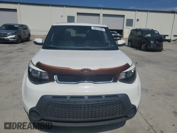 2014 Kia Soul + with VIN KNDJP3A59E7083356, listed as a Copart auction lot 48761685 with 57,386 mi miles and Salvage Title. Bid and sale history available at carsss.com. Image 5.