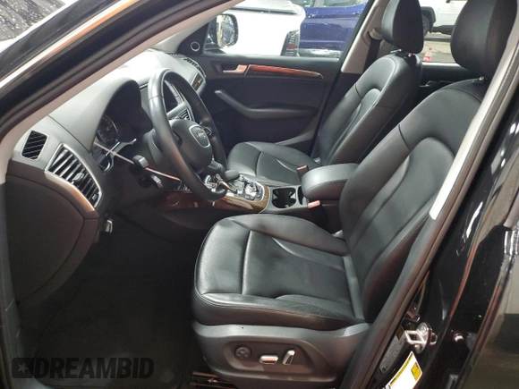 2017 Audi Q5 Premium Plus z VIN WA1L2AFP4HA015764, wystawiony jako Copart lot #56196495 z przebiegiem 77 205 mil mil oraz Szkody całkowita. Historia ofert i sprzedaży dostępna na DreamBid. Obrazek 7.