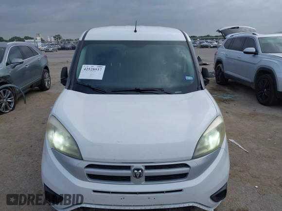 2016 Ram ProMaster City Cargo Tradesman SLT z VIN ZFBERFBT9G6C61839, wystawiony jako IAAI lot #42528937 z przebiegiem 137 729 mil mil oraz . Historia ofert i sprzedaży dostępna na DreamBid. Obrazek 12.