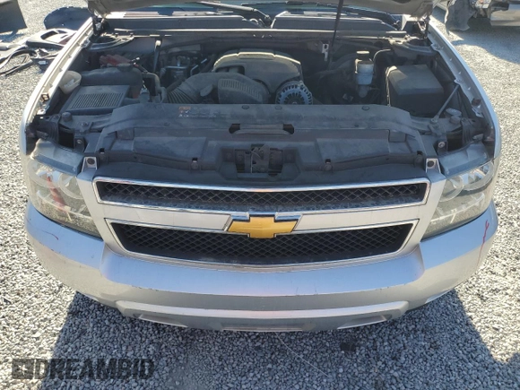 2013 Chevrolet Suburban LT with VIN 1GNSCJE05DR371789, listed as a Copart auction lot 60755775 with 233,275 mi miles and Salvage title. Bid and sale history available at DreamBid. Image 12.
