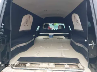 2011 Cadillac DTS Professional Funeral Coach z VIN 1GE8K8C6XBU500701, wystawiony jako IAAI lot #41856387 z przebiegiem Nie podano mil oraz . Historia ofert i sprzedaży dostępna na DreamBid. Obrazek 8.
