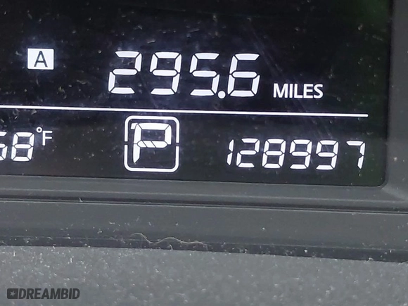 2016 Nissan Sentra SR with VIN 3N1AB7AP7GY235856, listed as a IAAI auction lot 41724194 with 128,997 mi miles. Bid and sale history available at carsss.com. Image 15.