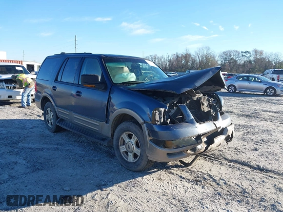 2003 Ford Expedition Eddie Bauer with VIN 1FMRU17W73LA15301, listed as a IAAI auction lot 38761176 with 1 mi miles. Bid and sale history available at carsss.com. Image 1.