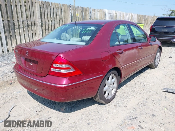 2003 Mercedes-Benz C 240 с VIN WDBRF61J63F302232, выставлен на аукционе IAAI как лот 42419767 с пробегом 43 602 миль миль и . История ставок и продаж доступна на DreamBid. Изображение 4.