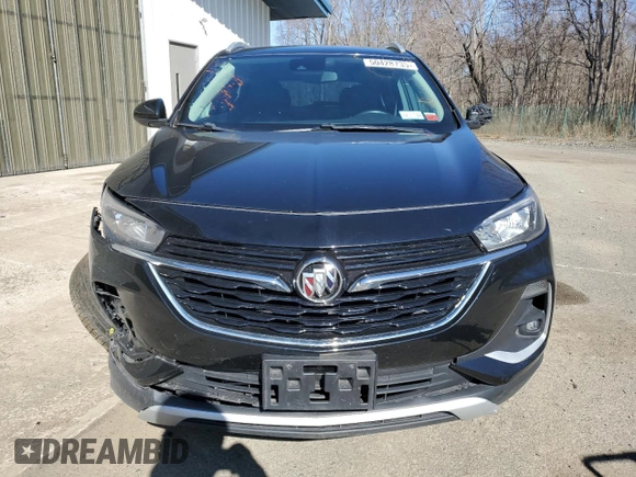 2020 Buick Encore GX Select z VIN KL4MMDSL2LB096513, wystawiony jako Copart lot #50428735 z przebiegiem 58 101 mil mil oraz Czysty tytuł • Clean title. Historia ofert i sprzedaży dostępna na DreamBid. Obrazek 5.